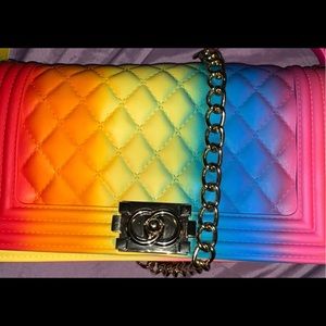 Multicolored hand bag